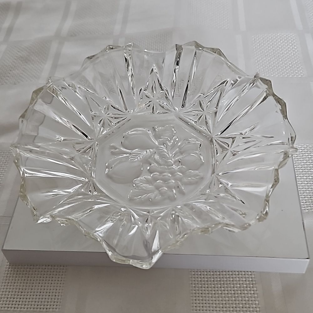 Clear Glass Fruit Bowl 8"-8